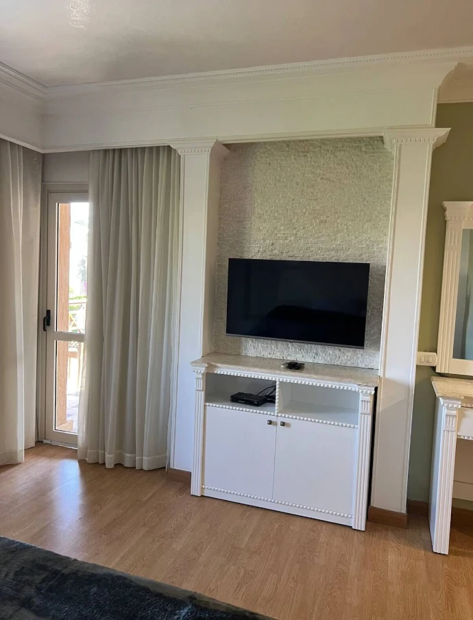 Sharm villa master bed 