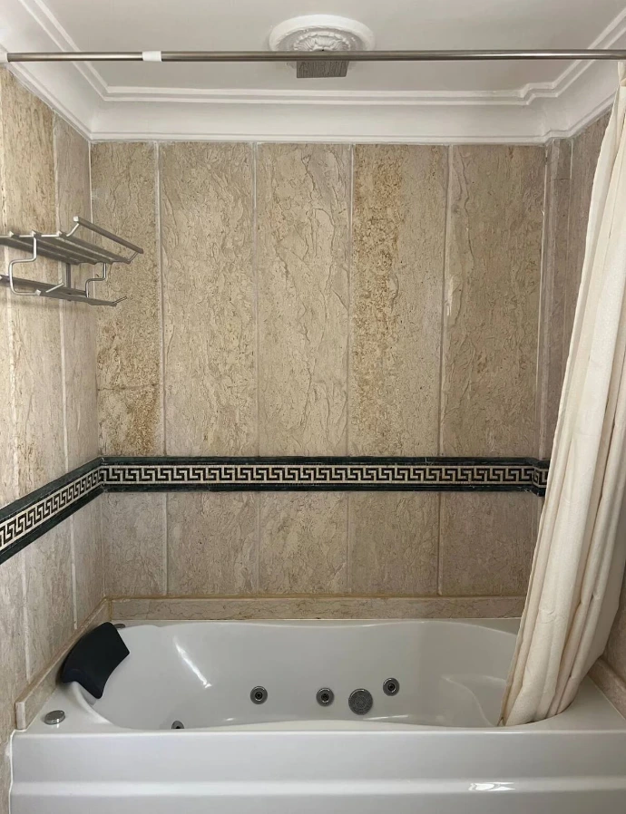 Sharm villa master bath